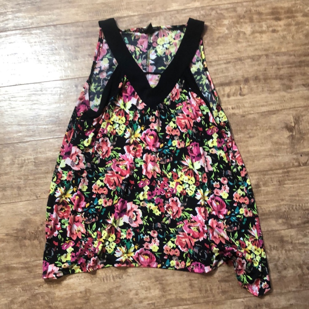 Flower Tank
